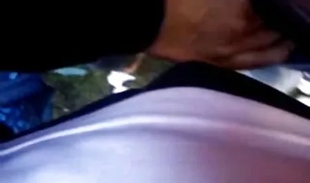 Gostosa com فیلم سکسی خارجی 2018 کت خز gigante اونا شلوار جین
